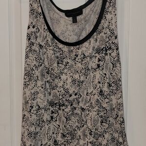 Banana Republic Black and Cream Patterned Tank Top